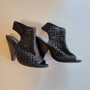 Cape Robbin "Cecilia" Peep Toe Cut-out Black Sandal Bootie Women's Size 6